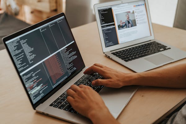 How to Choose the Right Web Design Agency for Your Business in 2025